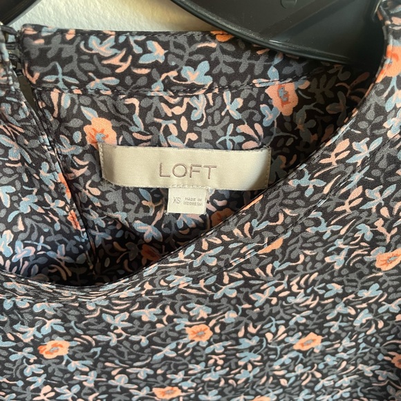 LOFT Frill-Sleeve Blouse - Picture 8 of 8